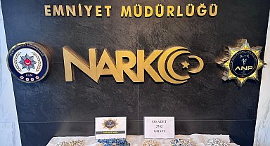 İran uyruklu 5 kişinin midesinden uyuşturucu çıktı