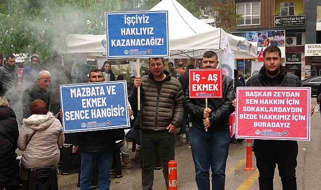 İşten çıkarılan çok sayıda işçi, belediye önünde çadır kurdu