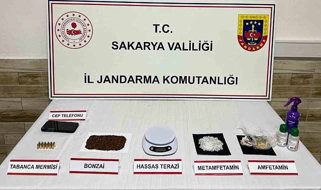 Jandarmadan uyuşturucu operasyonu: 4 gözaltı