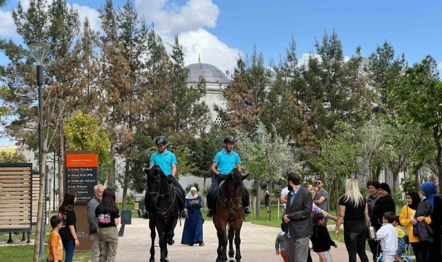Jandarmanın atlı birliği Gaziantep'te görev başında