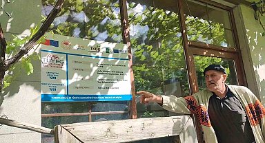 Kafeye girin hırsızlar işyerini dağıttı, meşrubat için eğlendi