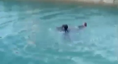 Kanala düşen kadın, vatandaşlar tarafından kurtarıldı