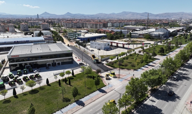 Karatay&#039;da altyapı ve asfalt çalışmaları aralıksız sürüyor