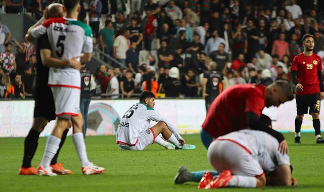 Karşıyaka ve Bornova 1877, play-off&#039; turuna veda etti