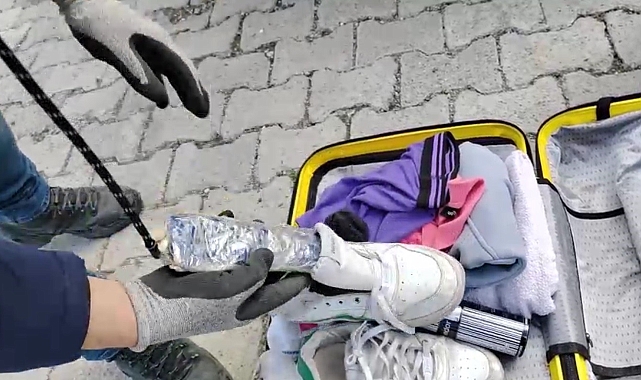 Kars&#039;ta spor ayakkabıdan uyuşturucu çıktı