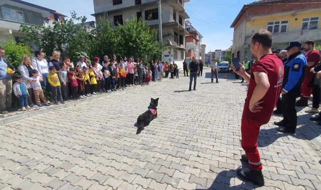 Kavak&#039;ta çocuklara trafik eğitimi