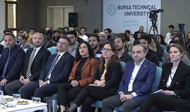 &quot;Kendimizin de binalarımızın da bir an önce depreme hazırlanması gerekiyor&quot;