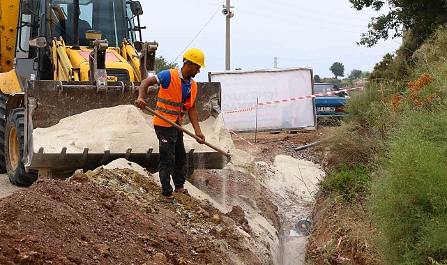 Kırsal mahallelerde içme suyu hatları yenileniyor