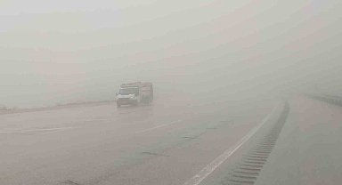 Kurubaş Geçidi'nde yoğun sis etkili oldu
