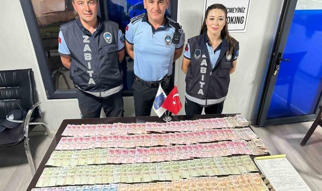 Kuşadası Belediyesi&#039;nden dilenci operasyonu