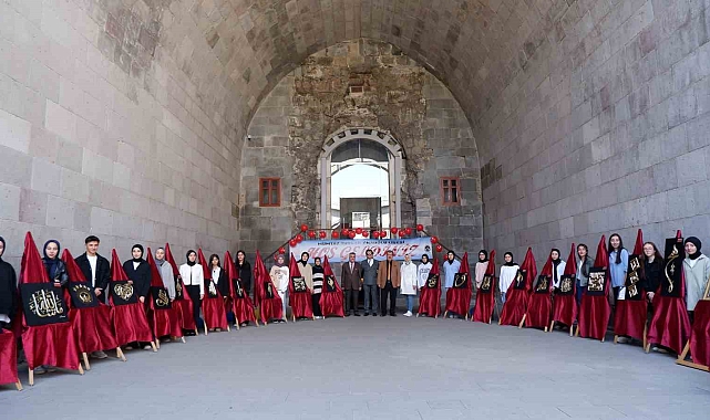 Lise öğrencileri, &quot;Sabrın İzleri&quot; filografi sergisinde buluştu