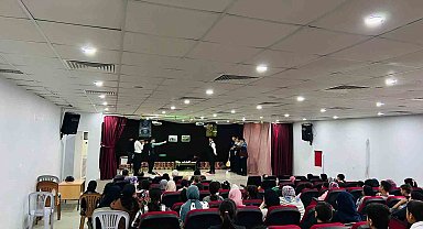 Lisesi öğrencilerinin sahnelediği aşiret oyunu büyük beğeni topladı