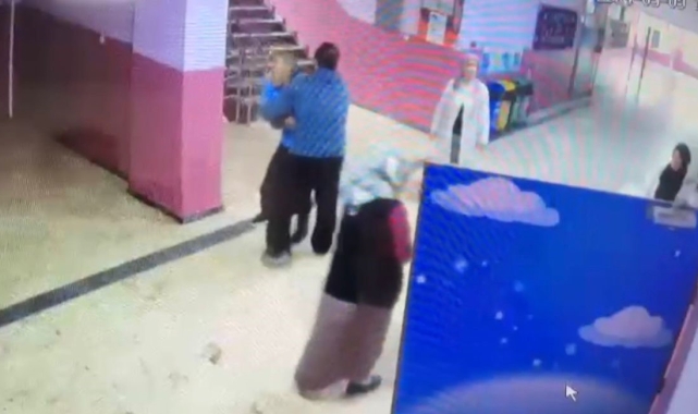 Maltepe&#039;de müdürün odasını bastı, kapıyı kırmaya çalıştı