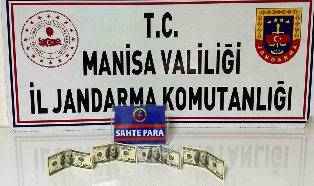 Mekanlarda doyasıya eğlendi, hesabı sahte dolarla ödedi