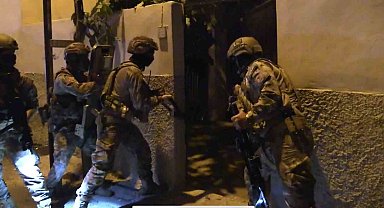 Mersin'de silah kaçakçılarına çifte operasyon