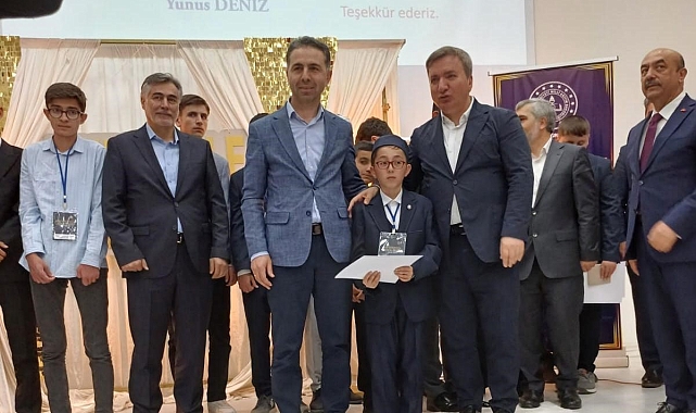 Minik hafız bölge birincisi oldu