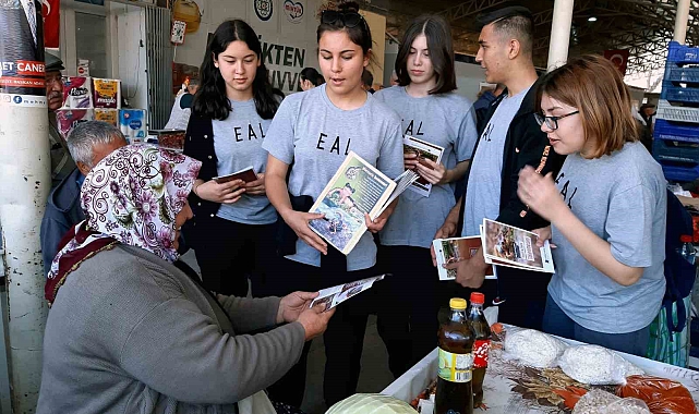 Nesli tehlikede olan canlıları dikkat çekti