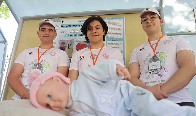 Öğrencilerin geliştirdiği yastık, horlama problemini çözecek