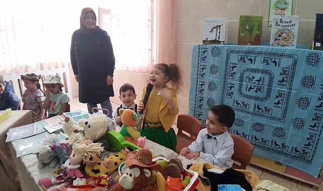 &quot;Okudum, Hissettim, Paylaşıyorum&quot; projesinde, Minik öğrenciler, renkli görüntülere sahne oldu