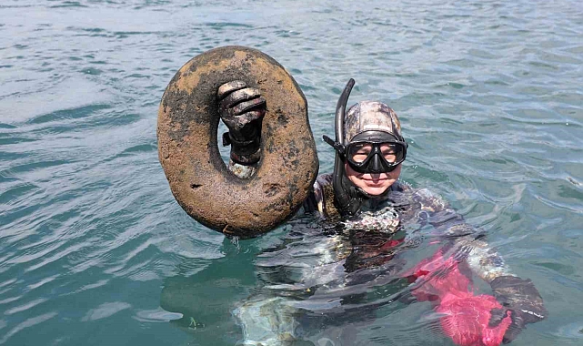 Ortakent&#039;te deniz dibi temizliği