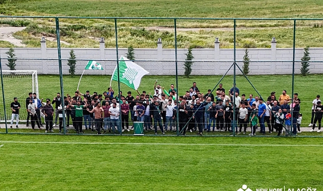 Ova Beylerinden Iğdır Spor&#039;a destek ziyareti