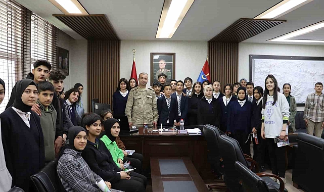 Patnos&#039;ta liselere jandarma mesleği tanıtıldı