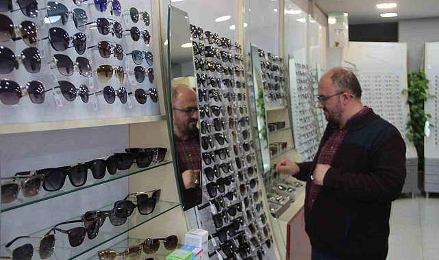 Paylaşma kültürünü geliştirilme amacı taşıyan &quot;Askıda Gözlük&quot; uygulaması