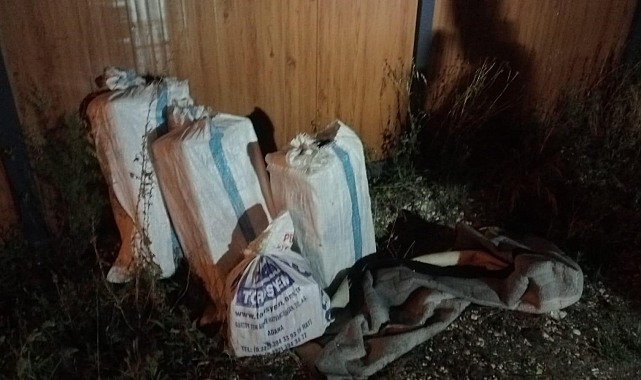 Polis ekipleri tarafından 221 karton kaçak sigara ele geçirildi