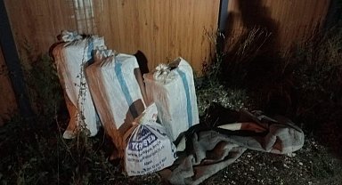 Polis ekipleri tarafından 221 karton kaçak sigara ele geçirildi