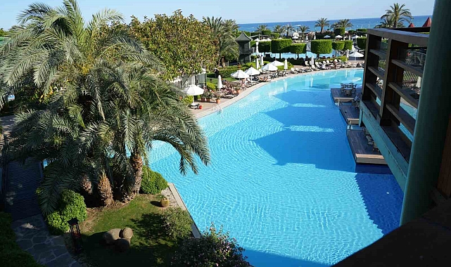 Polonya, Hollanda ve İngiltere&#039;den gelen turistlerden, Antalya&#039;ya özel ilgi