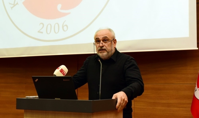 Prof. Dr. İhsan Fazlıoğlu, öğrencilere matematik felsefesini anlattı