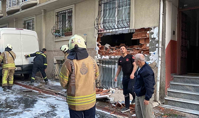 Rögar patlaması sonucu 4 katlı binanın giriş dairesinin duvarı yıkıldı