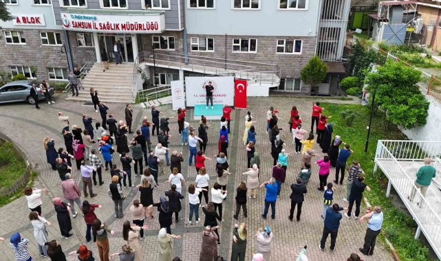 Sağlık için hareketin önemine dikkat çektiler, mesai öncesi egzersiz yaptılar