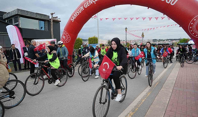 samsun-da-19-mayis-bisiklet-turu düzenlendi