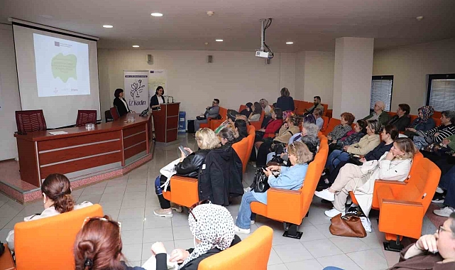 &#039;Sanatsal İleri Dönüşüm Atölyesi&#039; projesinde Kadınlar bir araya geldi