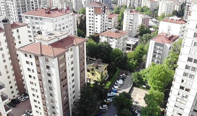 Sarı köşk&#039;ün sahibi Dikey yapılaşmaya meydan okudu