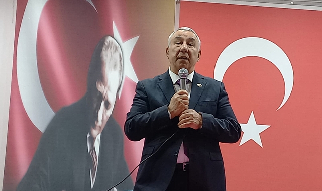 SERDAR ÜNSAL, “28 MAYIS TOPRAĞIN CAN, VATANIN AZERBAYCAN OLUŞUDUR”