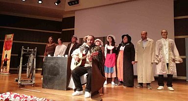 ''Sevgi tüm engelleri aşar'' adlı programı düzenledi