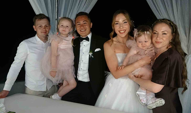 Sibiryalı geline Türk usulü düğün yapıldı