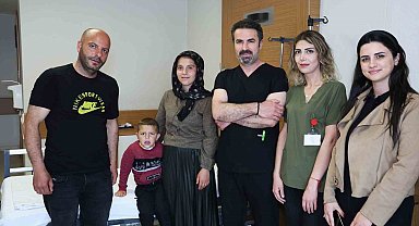 Sıcak patatesi yiyen çocuk ölümden döndü