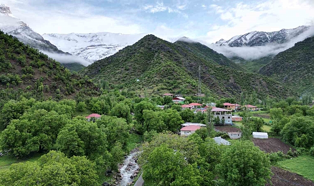 Şırnak&#039;ta, Yüksek bölgeler beyaza büründü