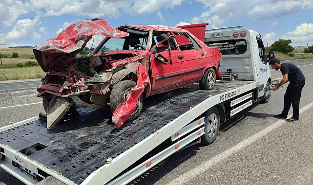 Sürücü, direksiyon hakimiyetini kaybetti