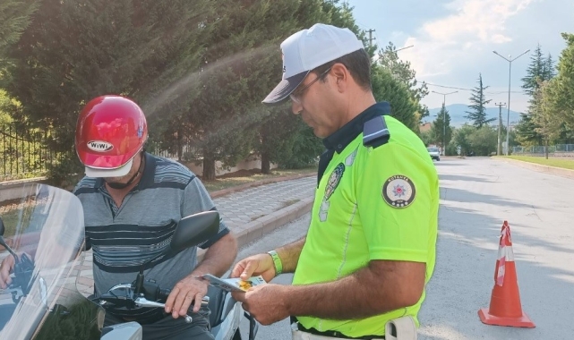 Tavşanlı&#039;da trafik ve asayiş denetimleri aralıksız devam ediyor