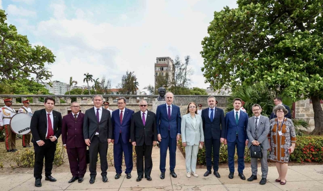 TBMM Başkanı Kurtulmuş&#039;tan Havana&#039;da Atatürk Anıtı&#039;na ziyaret