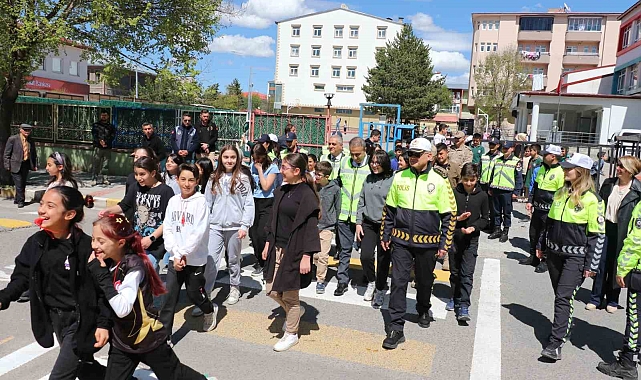 Trafik Haftası&#039; kapsamında, trafik farkındalığı etkinliği düzenlendi