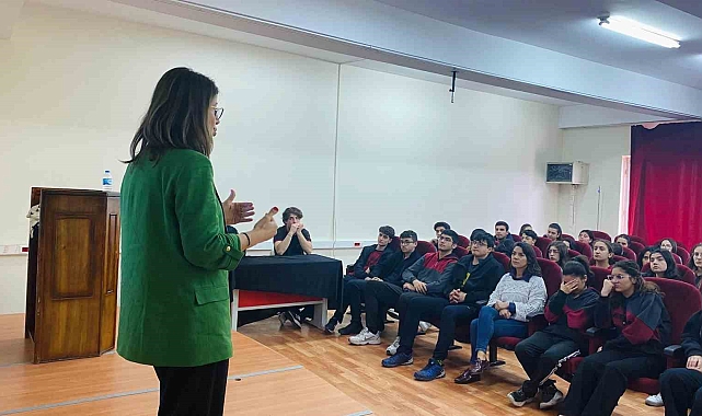 TÜBİTAK bilim söyleşisi yoğun ilgi gördü