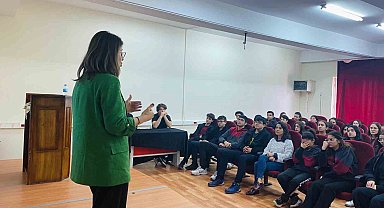 TÜBİTAK bilim söyleşisi yoğun ilgi gördü