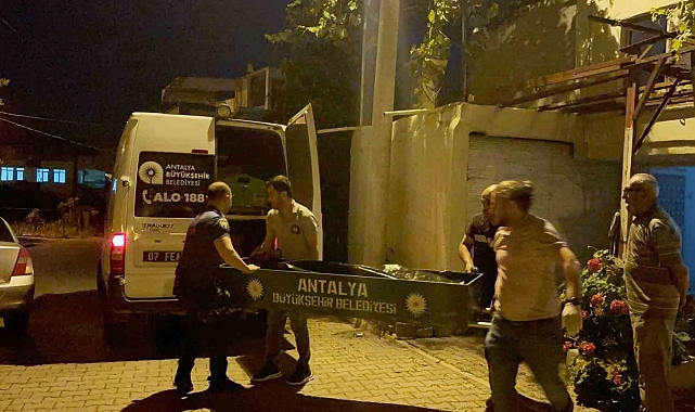 Ulaşılmayan kiracı evinde ölü bulundu