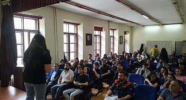 Üniversite öğrencilerine AFAD eğitimi verildi