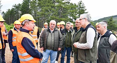 Üretim işlerinde çalışan Orman Köylüsüne kabuk soyma makinesi verildi